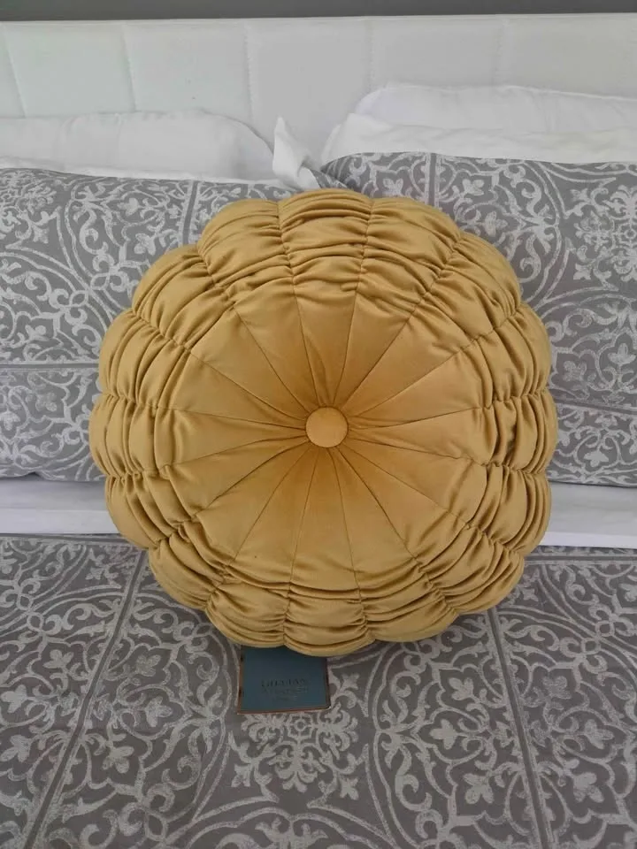 NWT Lillian August Sculptural Round Velvet Accent Pillow - photo 4