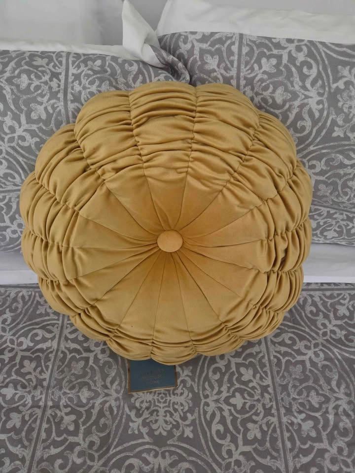 NWT Lillian August Sculptural Round Velvet Accent Pillow - photo 5