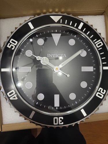 Invicta 12 inch pro diver Black wall clock