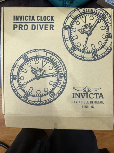 Invicta 12 inch pro diver Black wall clock - photo 2