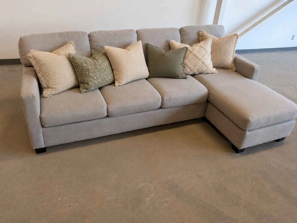 Reversible sectional. Delivery available - photo 2