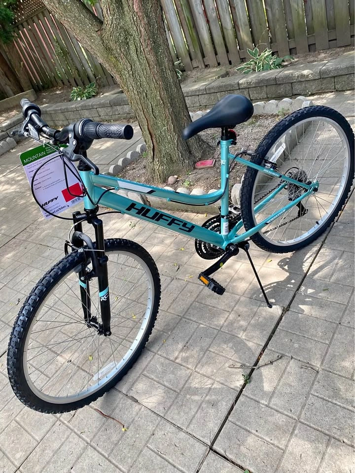 Huffy Rock Creek Mountain Bike 26"