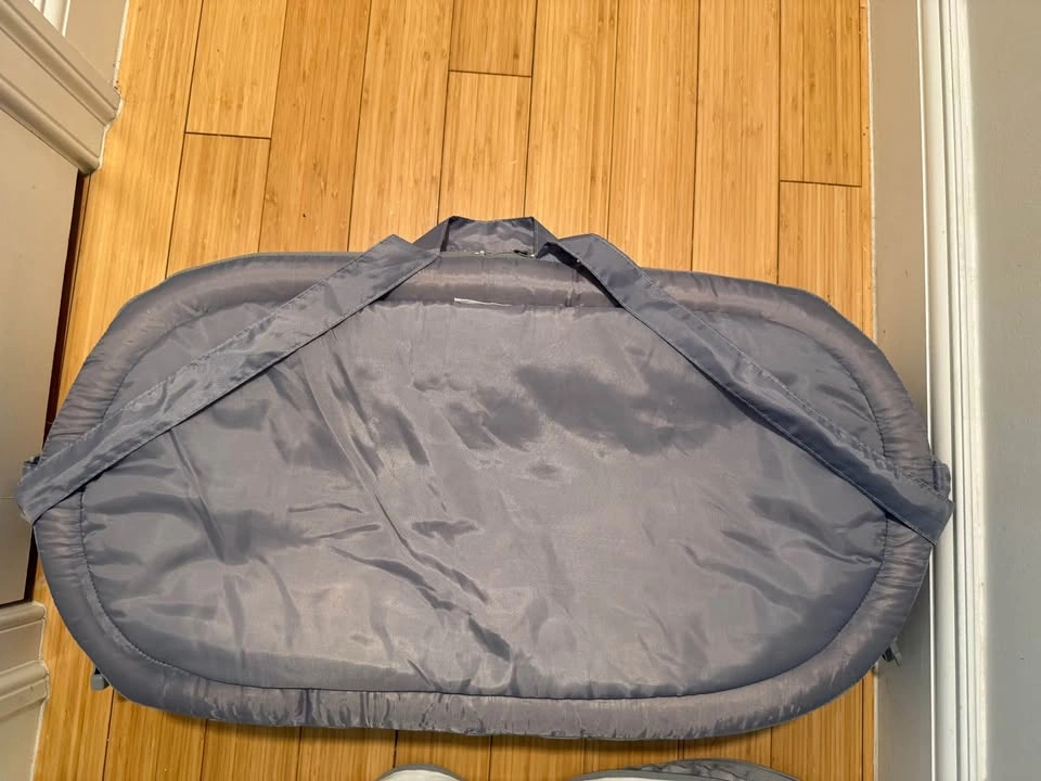 Lulyboo Baby Travel Bed + Extra Cover - photo 3