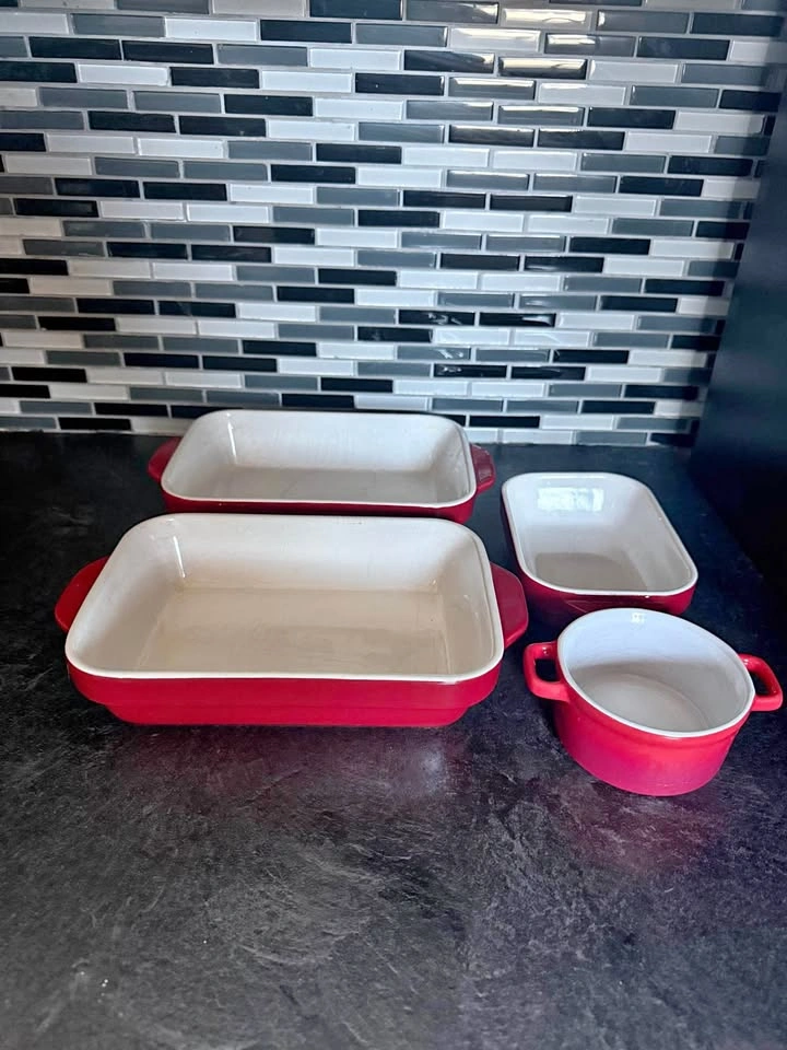 Kitchen Aid stoneware baking set