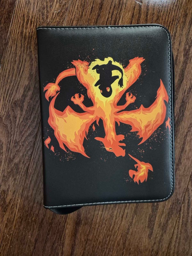 Charizard Pokémon Trading Card Binder