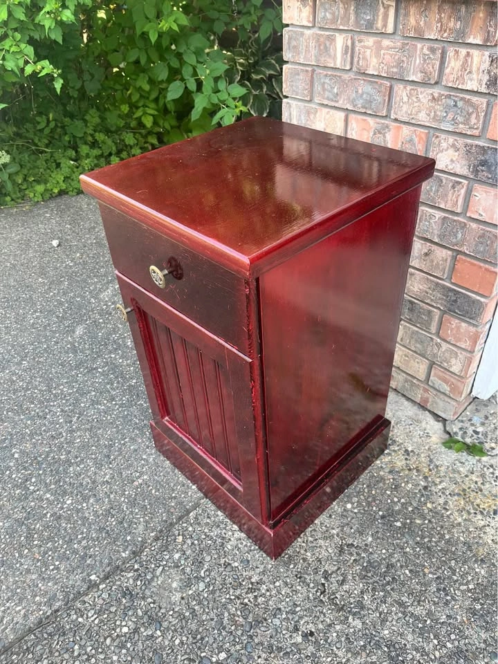 Dark Red Wooden Nightstand - photo 3