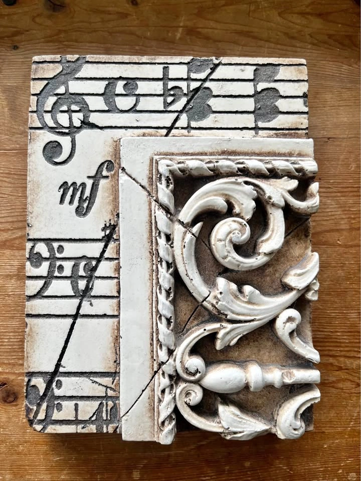 Signed original run T04 Sid Dickens Music in the Moulding memory