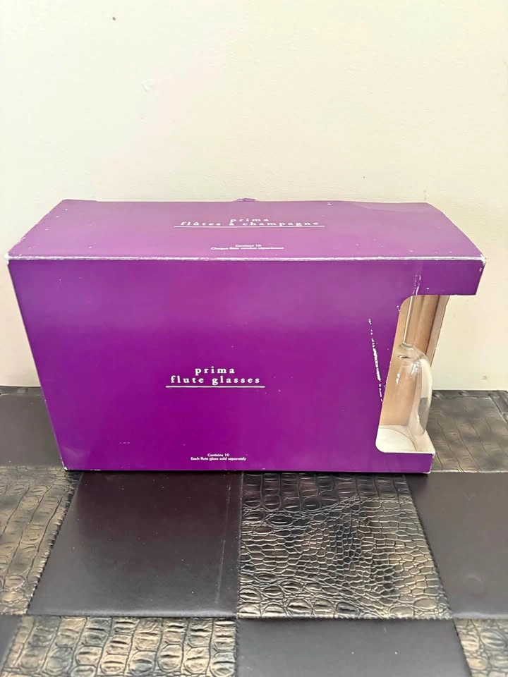 Pier 1 champagne flute boxed set