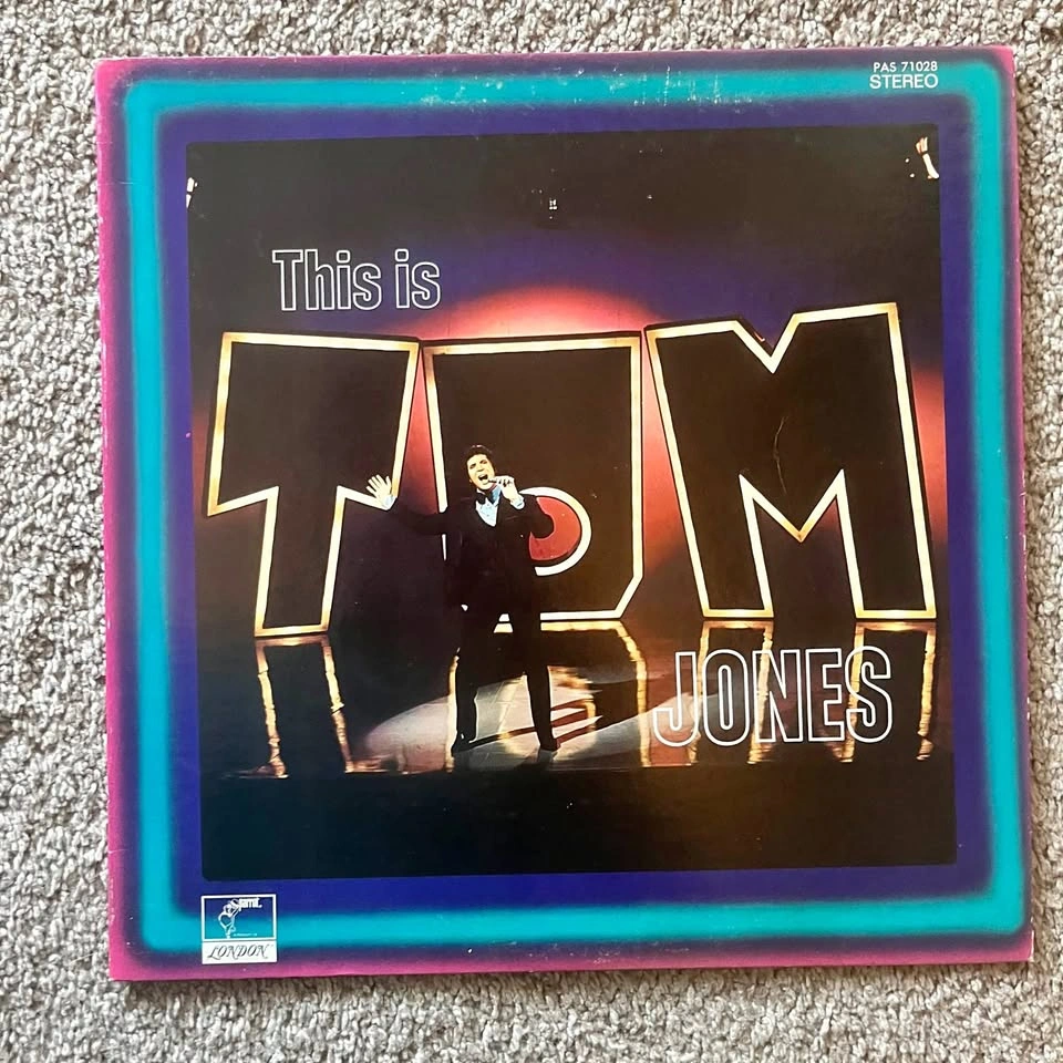 Tom Jones Vinyl Record Lot: This is Tom Jones & Live in Las Vega