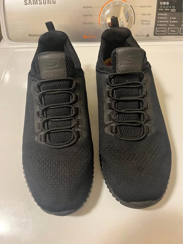Size 11 - wide - Skechers Cessnock Slip Resistant Work Shoes - photo 2