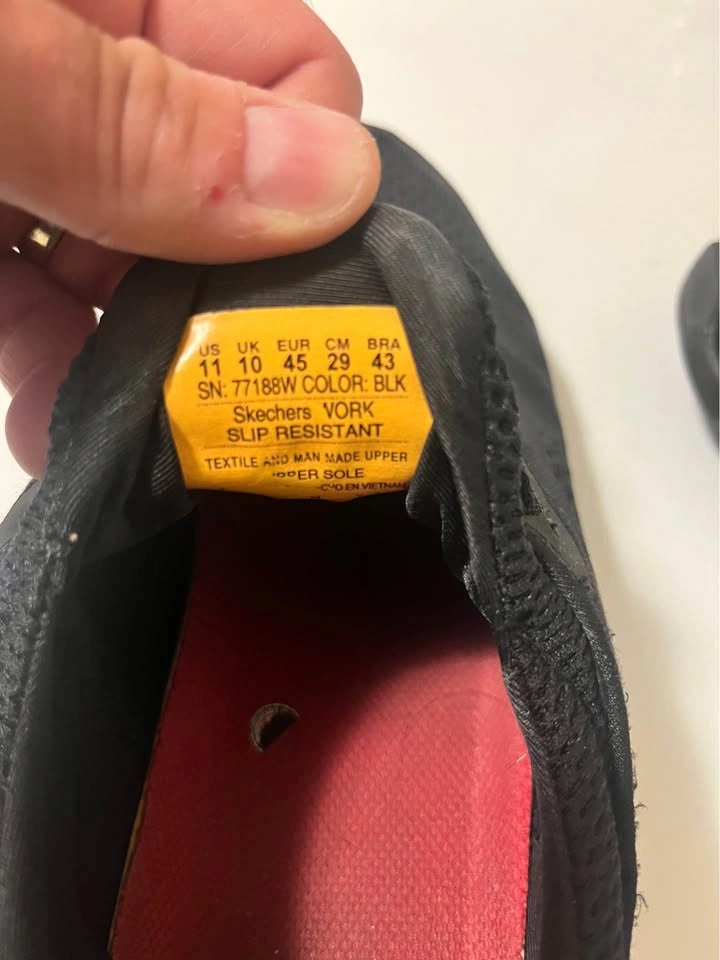 Size 11 - wide - Skechers Cessnock Slip Resistant Work Shoes - photo 4
