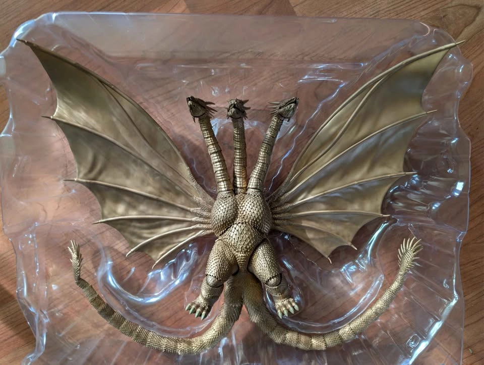Godzilla vs. King Ghidorah - King Ghidorah Exquisite Exclusive A - photo 2