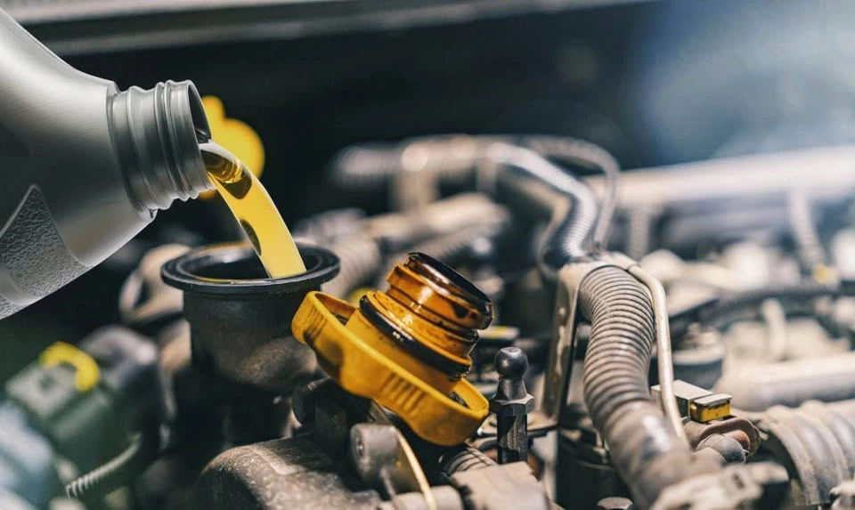 Full synthetic Engine oil for Toyota, Honda and Ford cars - photo 2