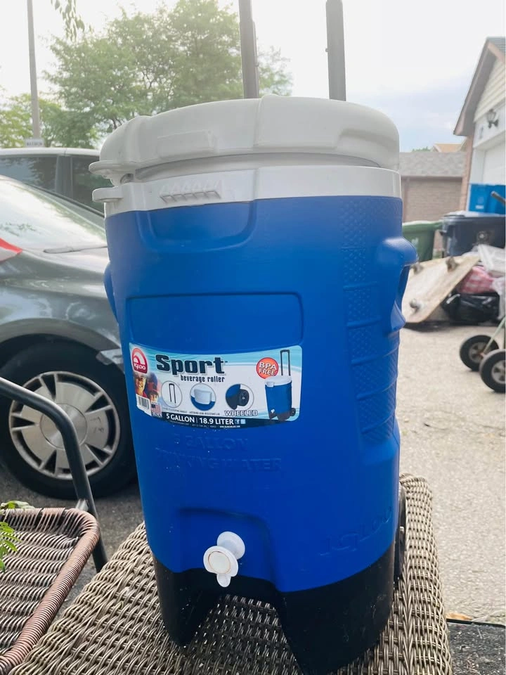 5 Gallon Cooler and Ice Container - photo 2