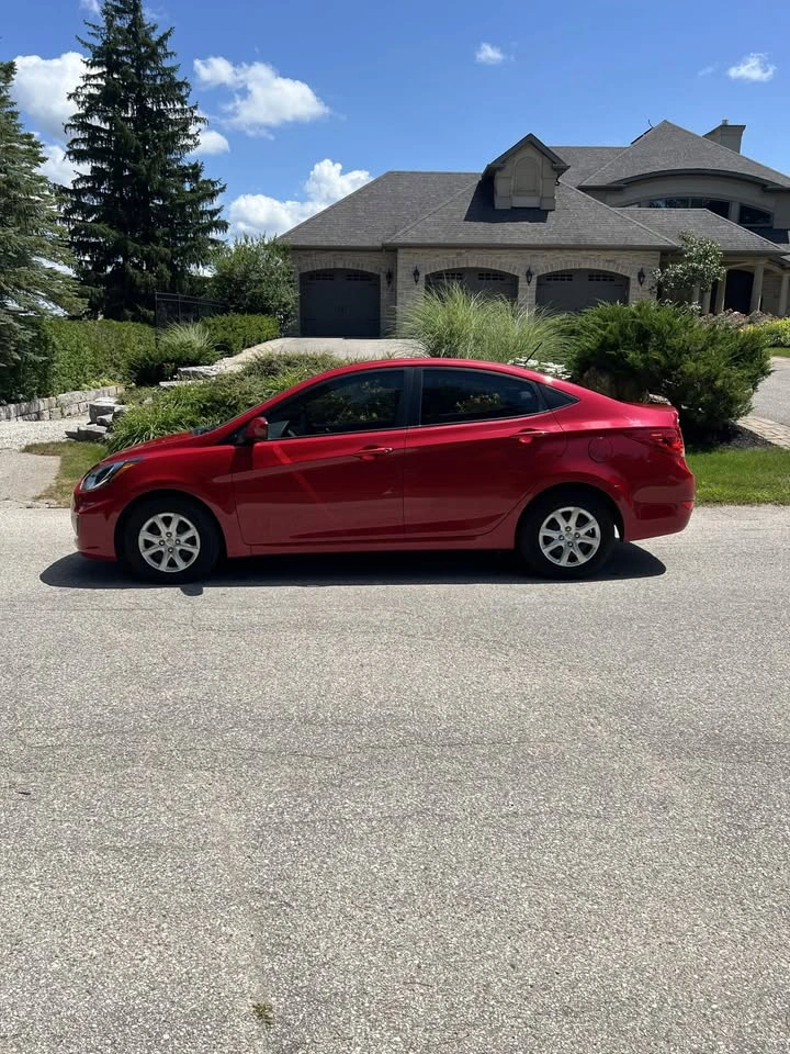 2013 Hyundai Accent - photo 4