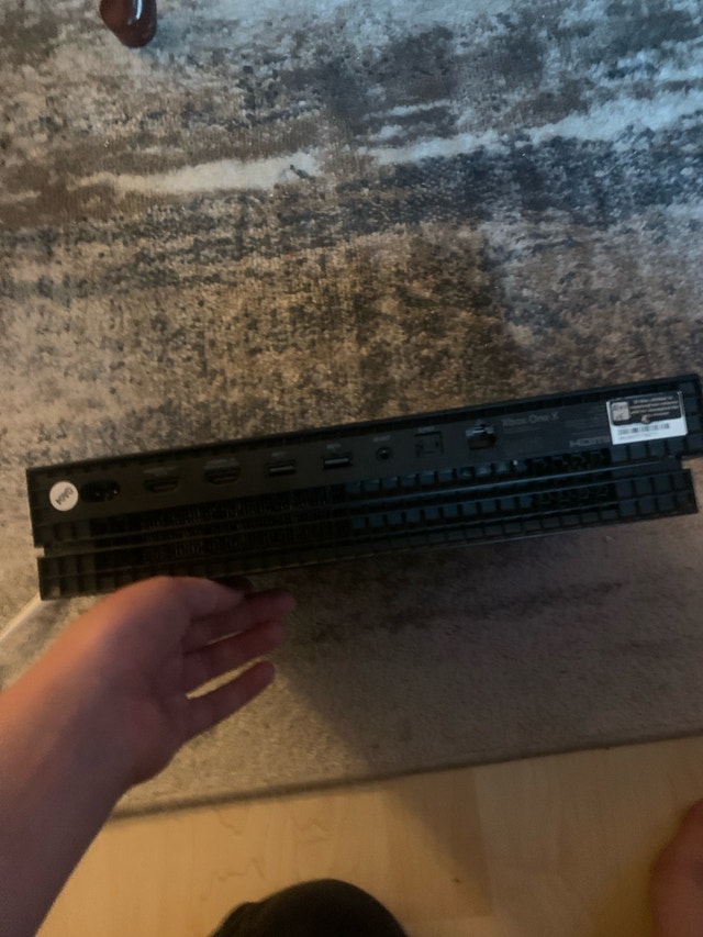 Xbox one x used good condition with cords and wired controller - photo 3