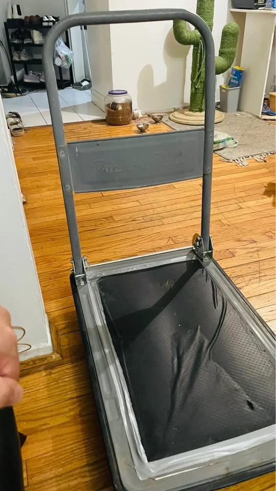 Excellent condition sturdy heavy duty metal cart price is Firm - photo 4