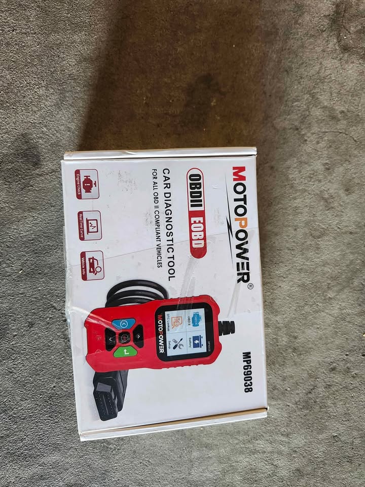 MOTOPOWER MP69038 Car OBD2 Scanner Code Reader - photo 2