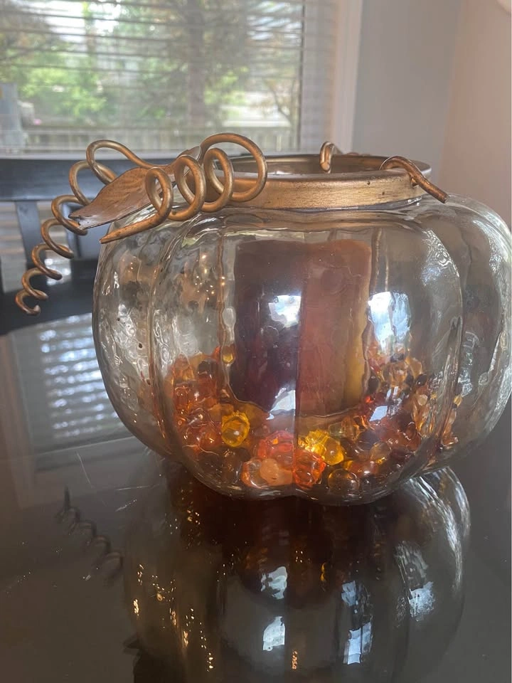 Glass Pumpkin Candle Holder/Centrepiece with Metal Vine Detail - photo 2