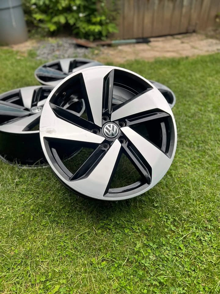 Volkswagen Golf GTI 18 Inch Rims | 5x112 - photo 3