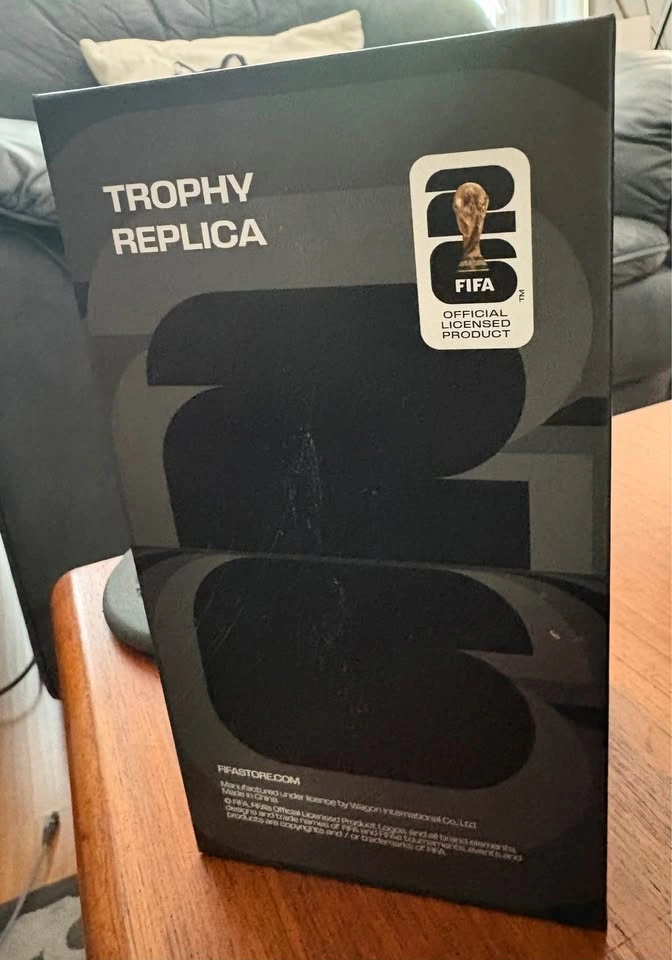 Official Kia Motors x FIFA World Cup 2026 Replica Trophy - photo 2