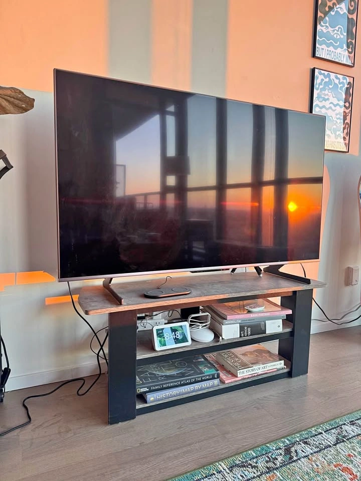 Hisense 55 inch QLED U8H TV