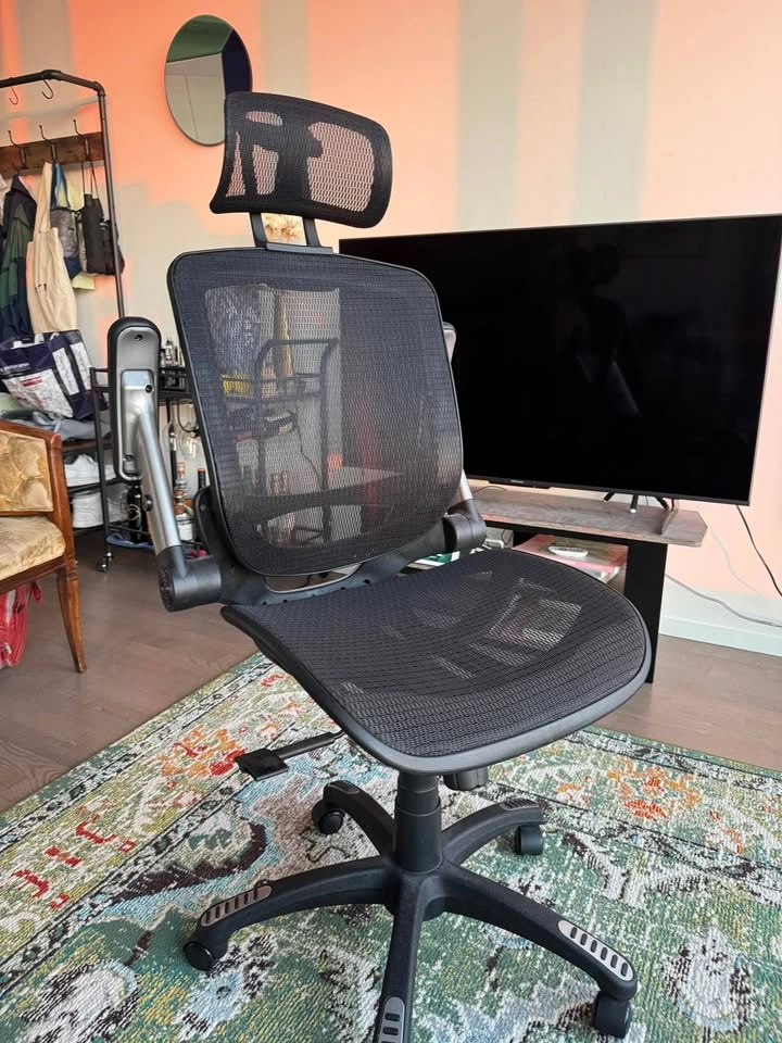 Ergonomic office chair - photo 4