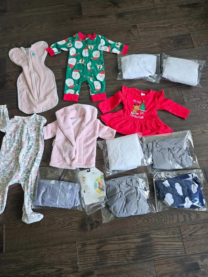 Kids Clothes or stuffs lot - take all for $15 - photo 2