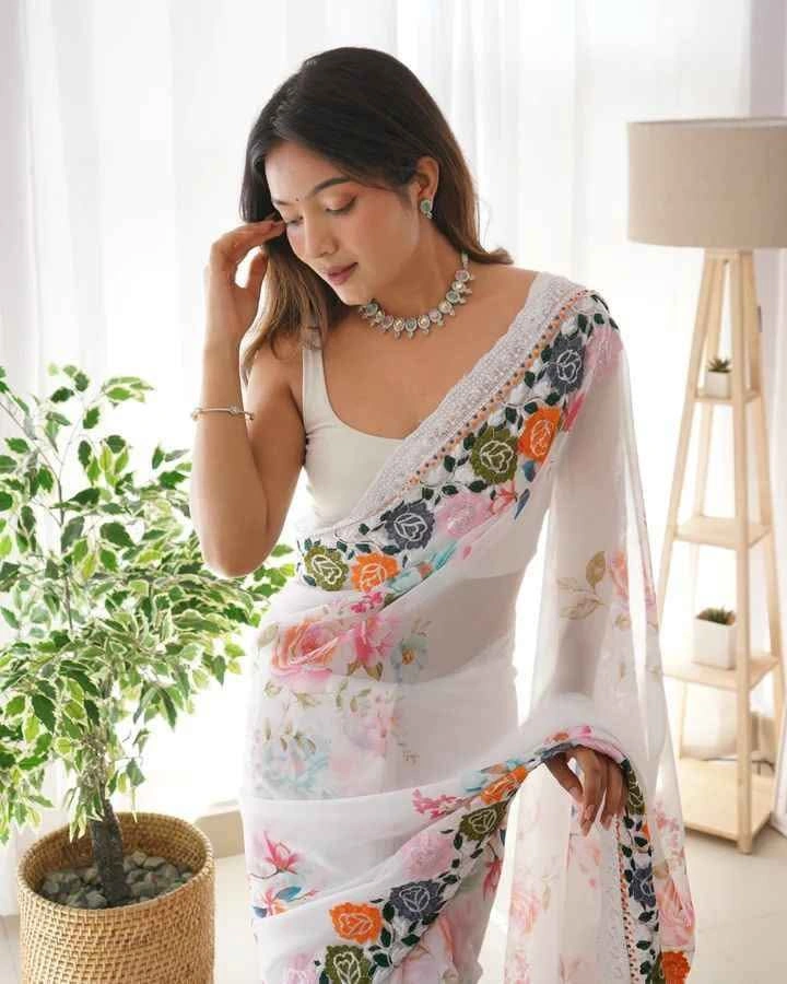 Premium Georgette floral Saree - photo 5