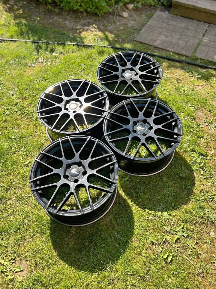 FAST Rennen 18 Inch Rims | 5x112