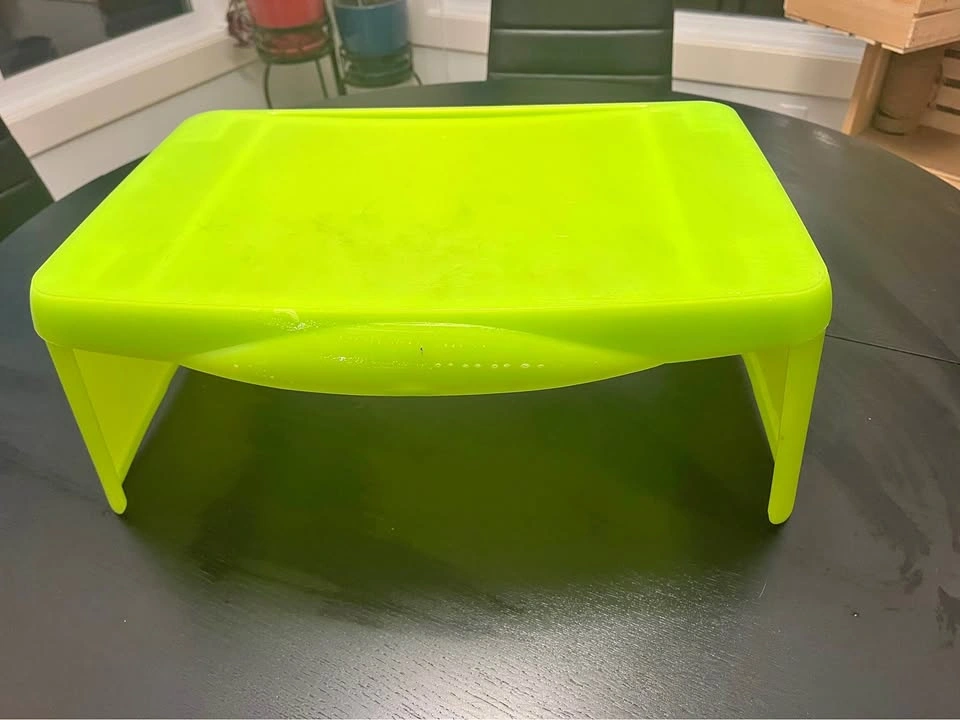Set of 3 Plastic Lap Desks