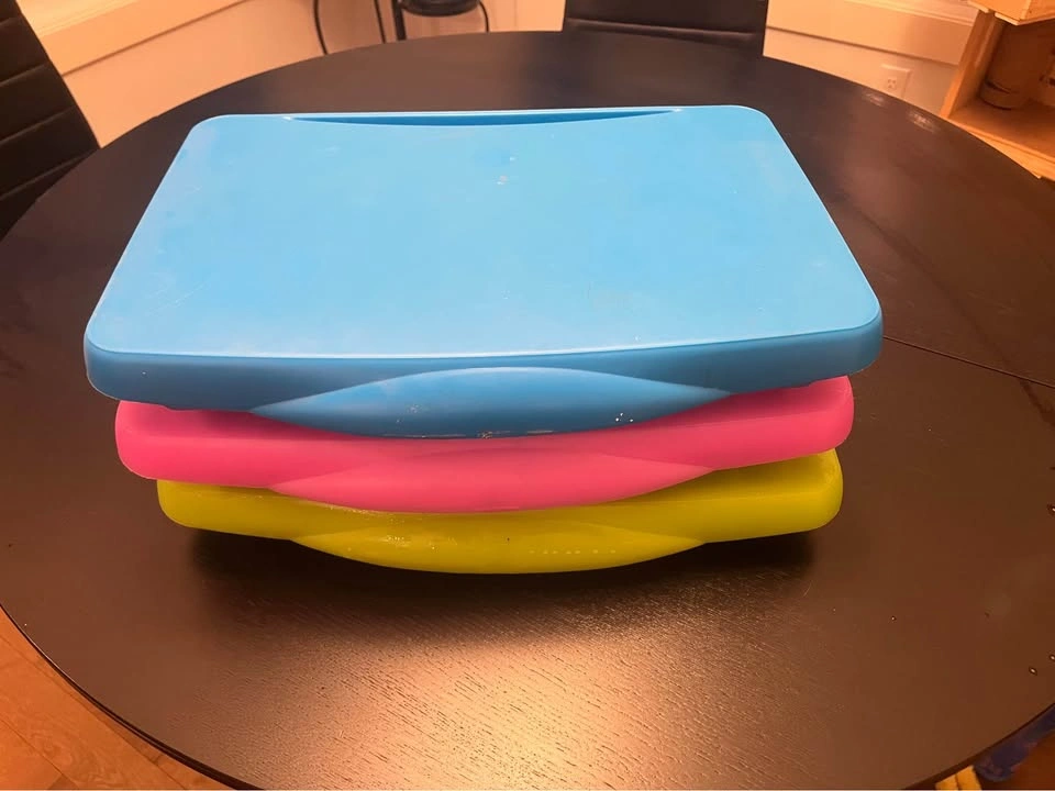 Set of 3 Plastic Lap Desks - photo 2