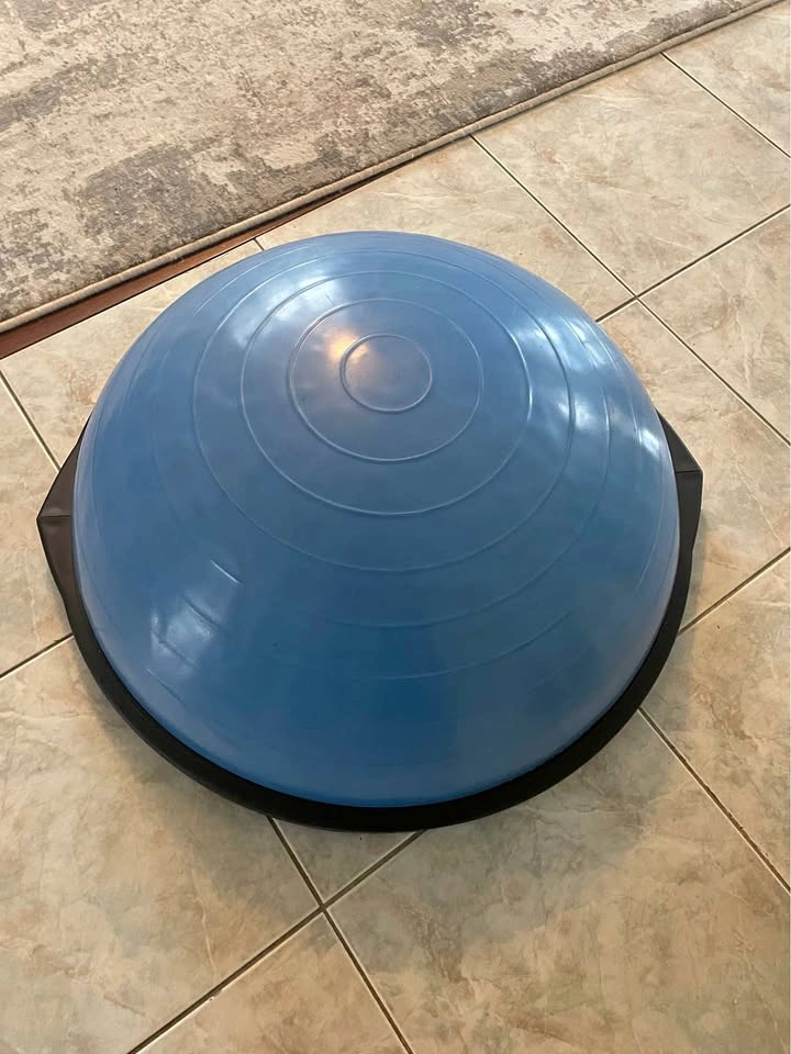 BOSU Balance Ball Trainer