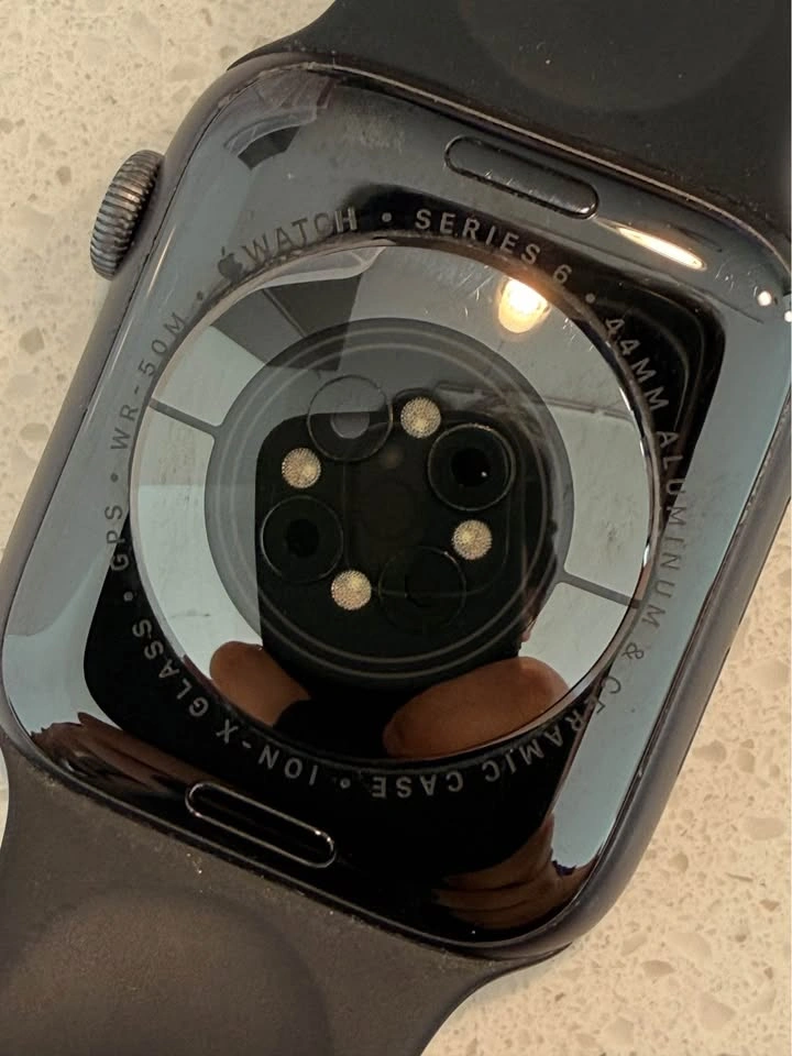 Apple Watch Series 6 (GPS) 44mm MPN F07J3LL/A - photo 2