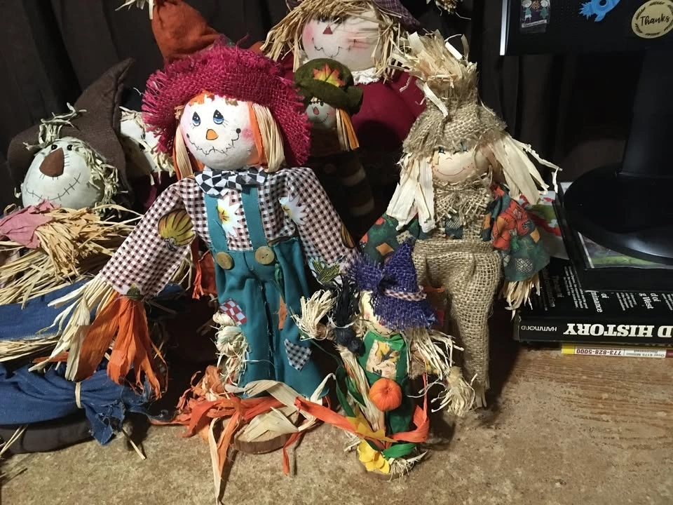 LOT OF 13 SCARECROW STRAW PLUSH FIGURES HALLOWEEN THANKSGIVING - photo 2