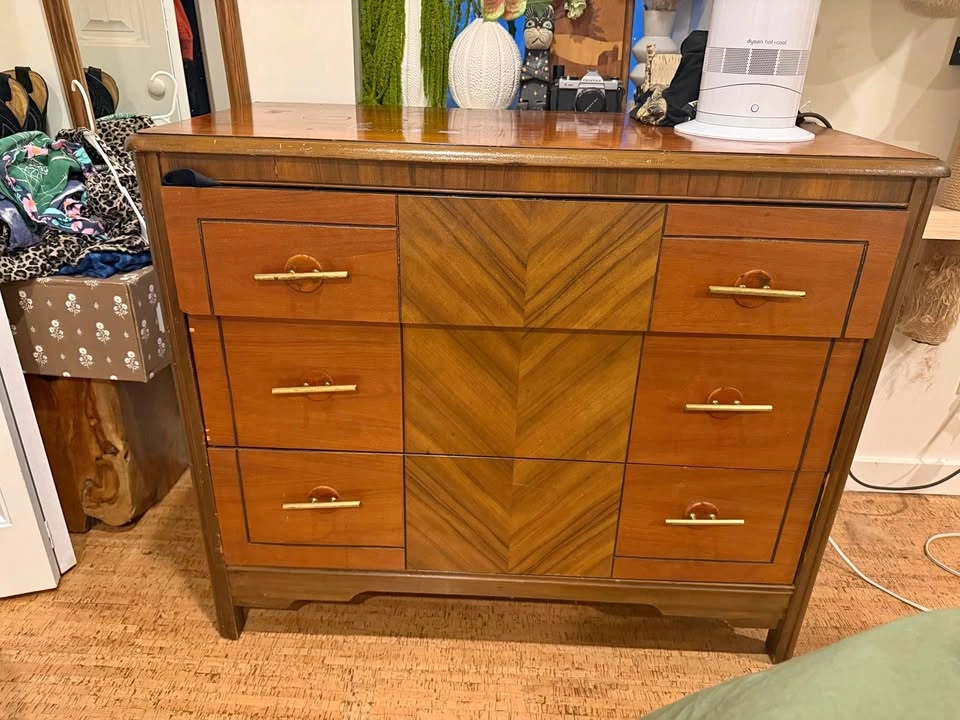 3 drawer wooden dresser