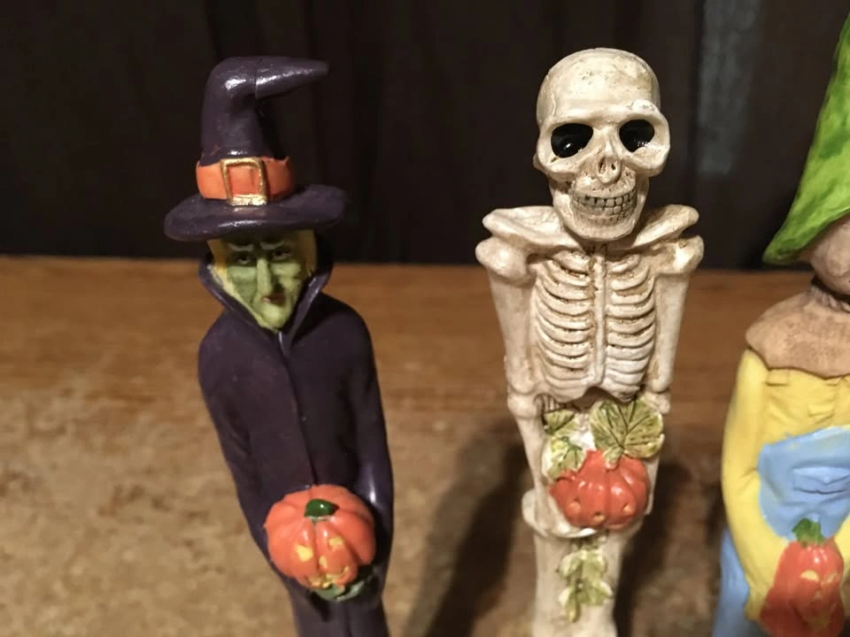 LOT OF 4 HERMITAGE POTTERY HALLOWEEN FIGURES - photo 3