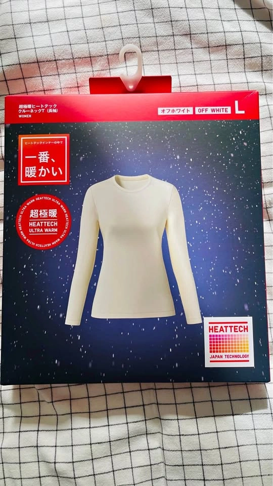 UNIQLO HEATTECH Ultra Warm Crew Neck Long-Sleeve T-Shirt