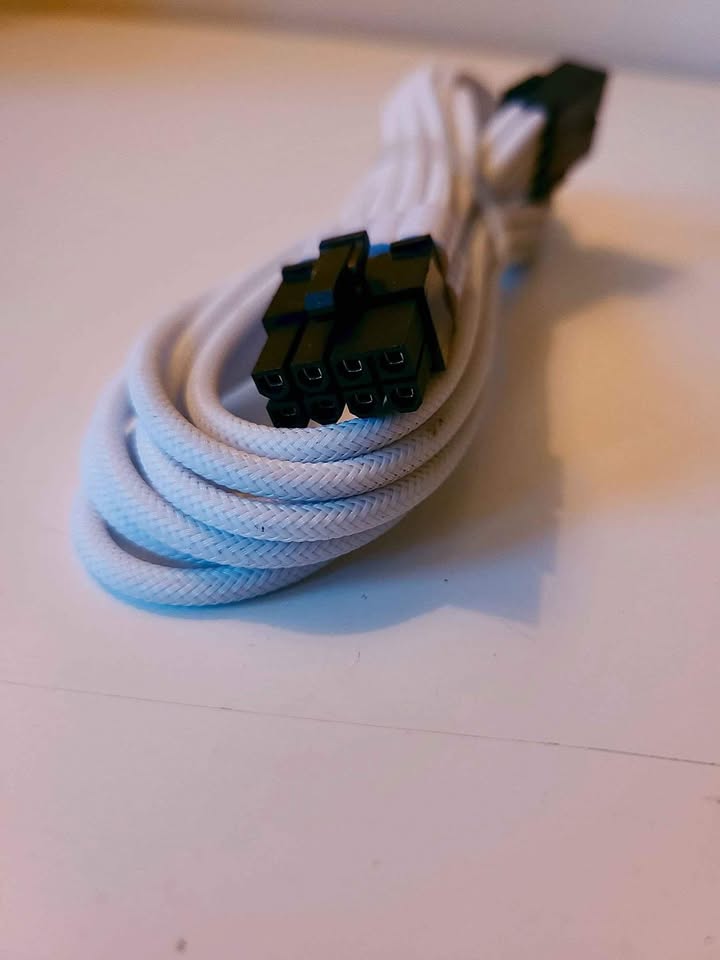 Cable Mod 8 Pin PCle - photo 2