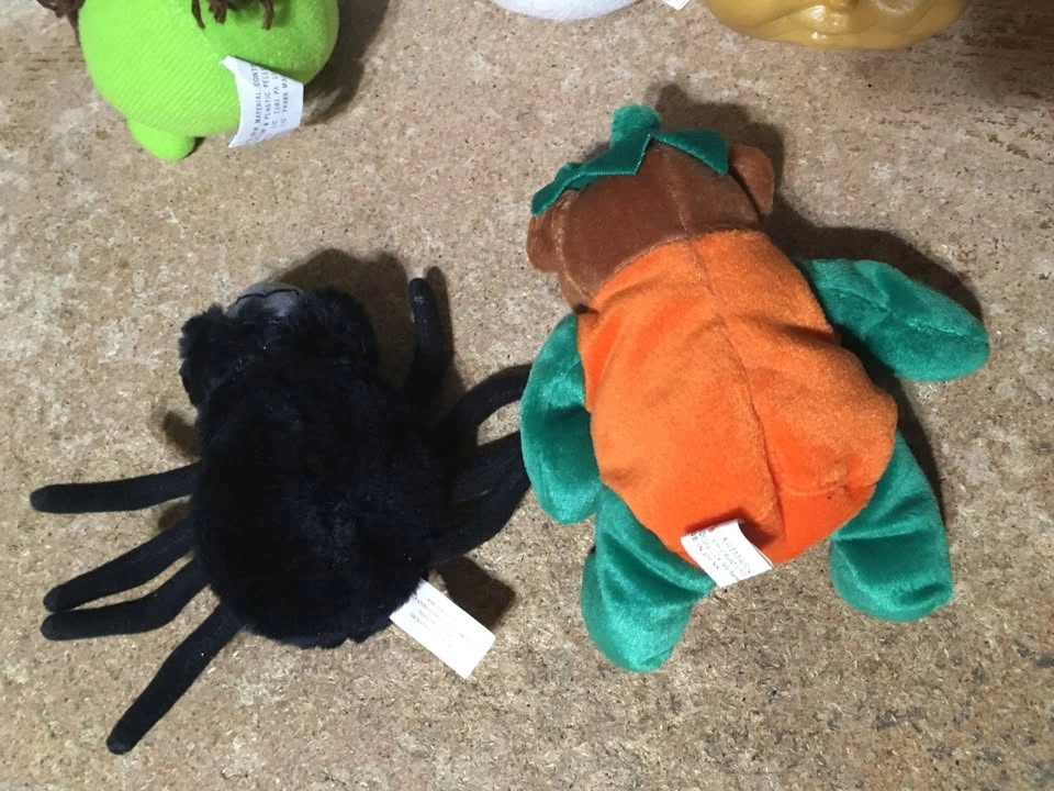 LOT OF 8 HALLOWEEN PLUSH BEANIE DECOR - photo 3