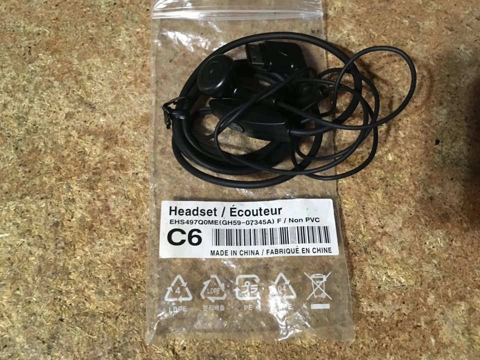 LOT OF 2 ADJUSTABLE HEADSET MICROPHONE & CLIP, 3.5 & 2.5 MM HEAD - photo 5
