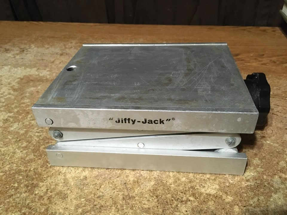 Cole Parmer Jiffy Jack Lab Jack Platform 7.5" x 6.5" - photo 4