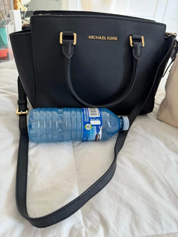 Pink Kate Spade and Black Michael Kors Purses - photo 3