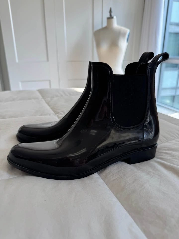 Brand New Ladies Size 10 Black Ankle Rain Boots - photo 2