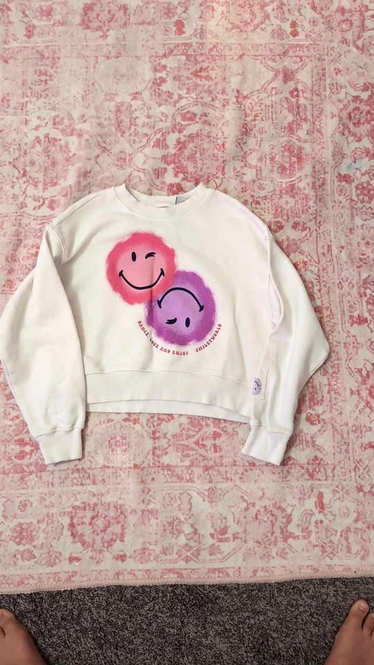 Smiley world crewneck