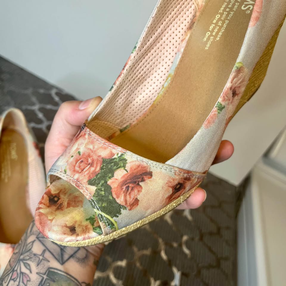 Tom’s Wedge Heel Sandals Size 10 - photo 5