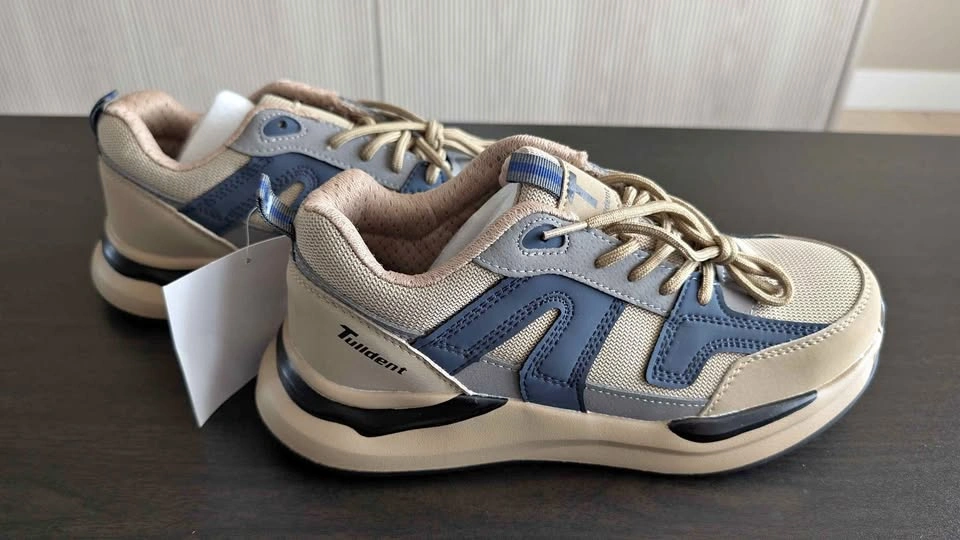 Brand new safety shoes with steel/composite toe (never worn)