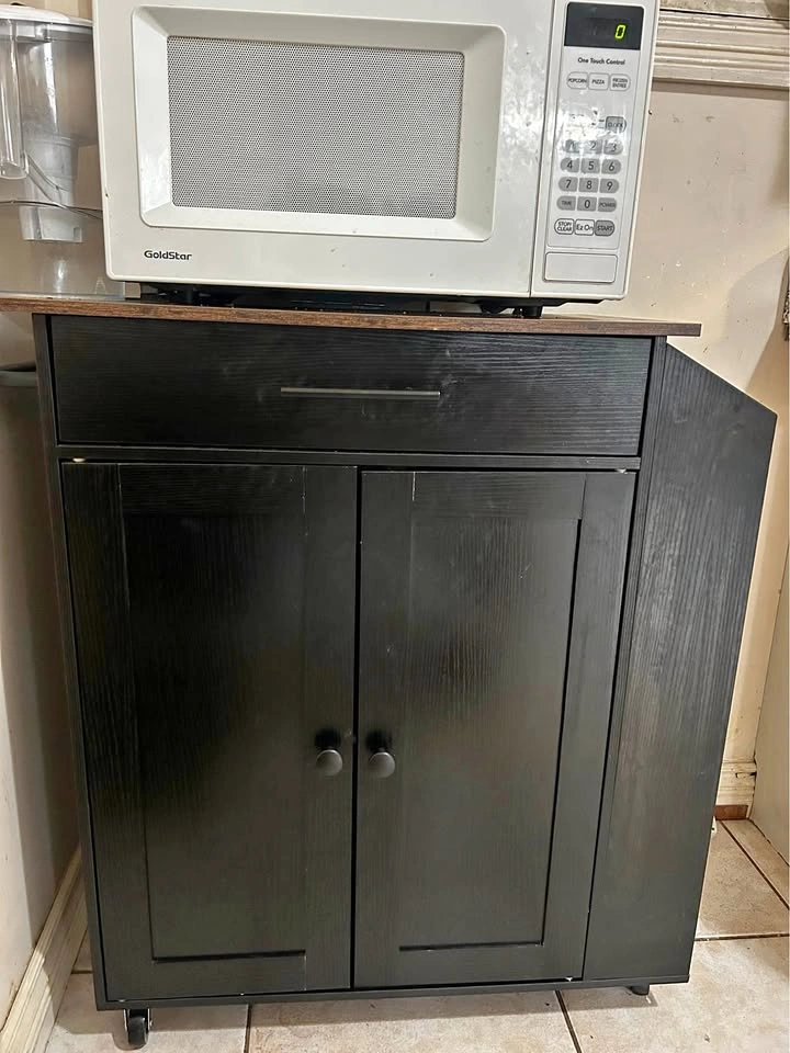 Rolling Kitchen Island with Charging Station – Like New - photo 4
