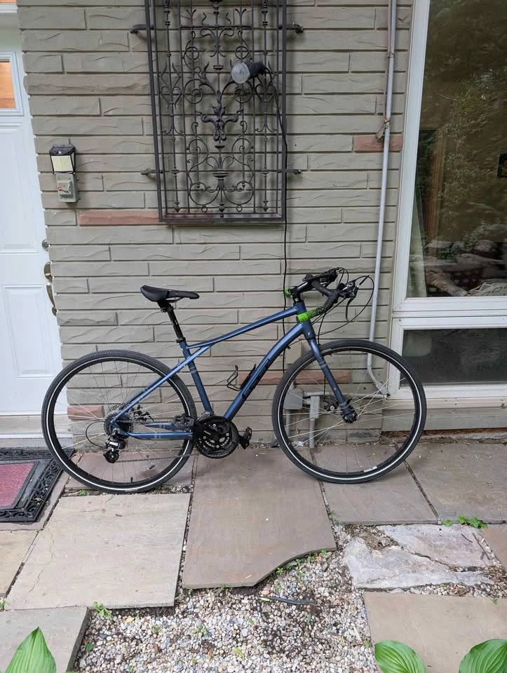 GT Traffic 2.0 bike - photo 4