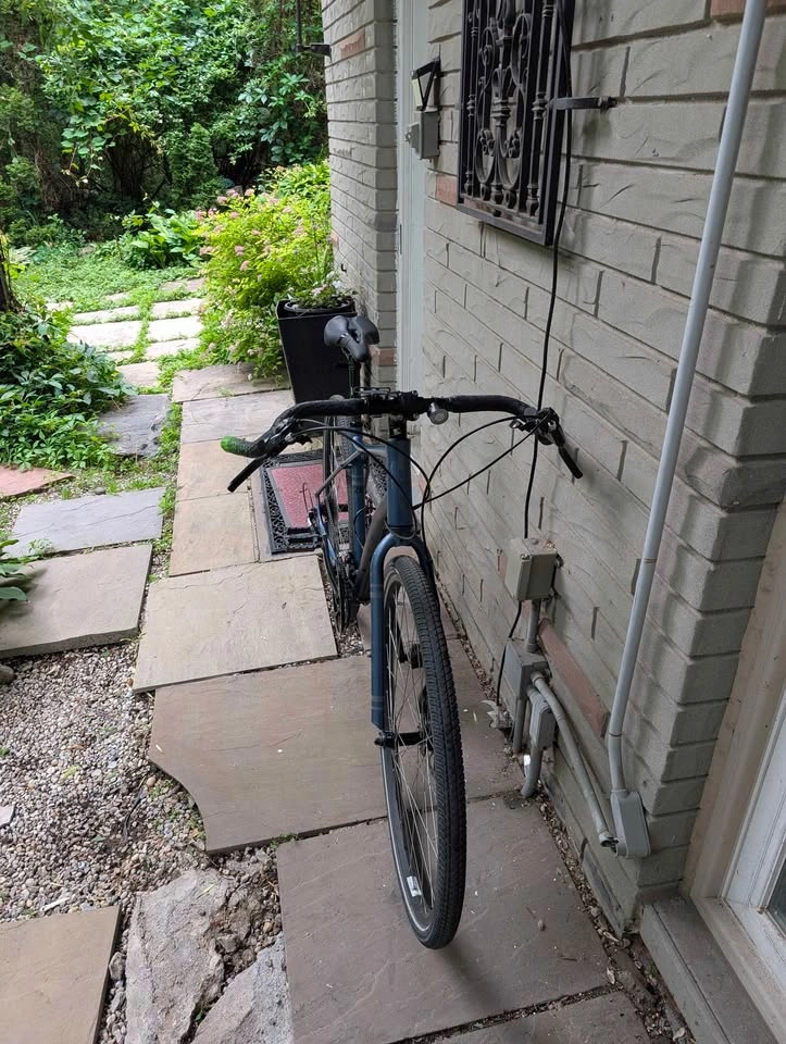 GT Traffic 2.0 bike - photo 5